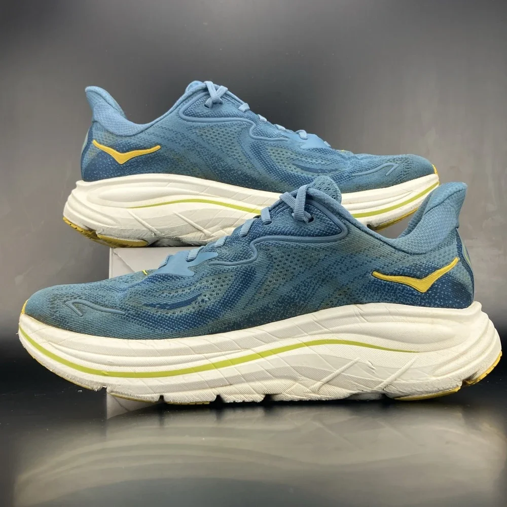 Hoka One One these hoka